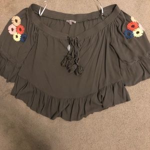 Miss Me cropped blouse